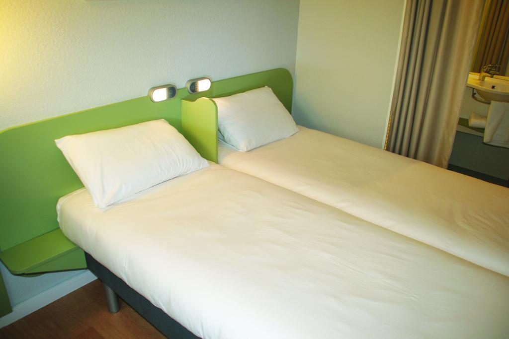 Ibis Budget Saint Pourcain Kamer foto