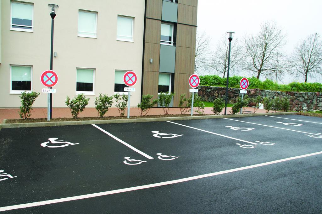 Ibis Budget Saint Pourcain Buitenkant foto